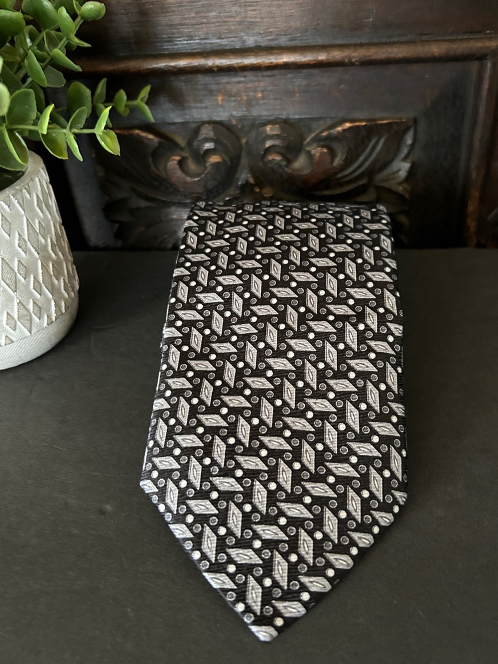 Brioni Black and Silver Geometric Silk Tie